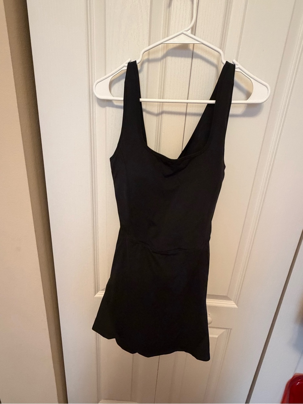 HALARA Black Tank Dress with Scoop Neck